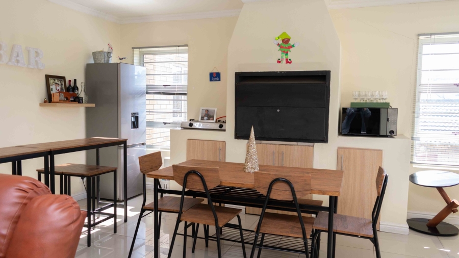 3 Bedroom Property for Sale in Lovemore Park Eastern Cape
